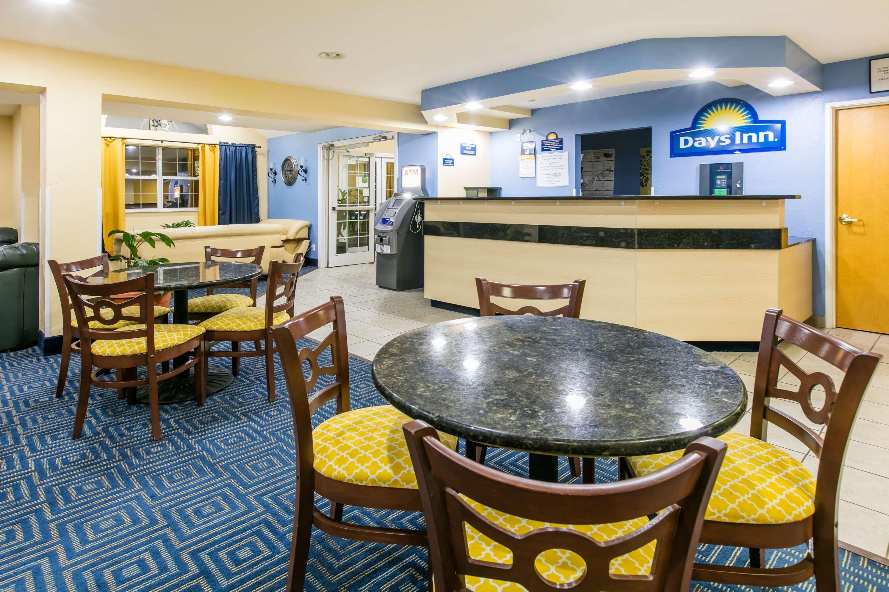 Days Inn Pryor Creek Exteriér fotografie