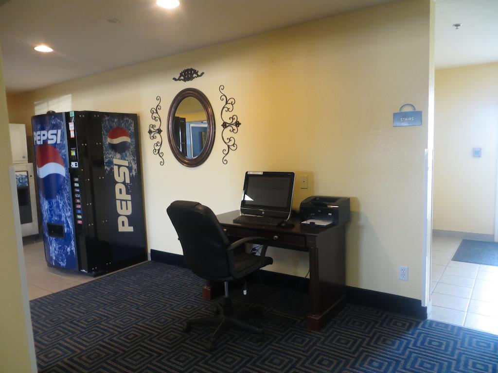 Days Inn Pryor Creek Exteriér fotografie